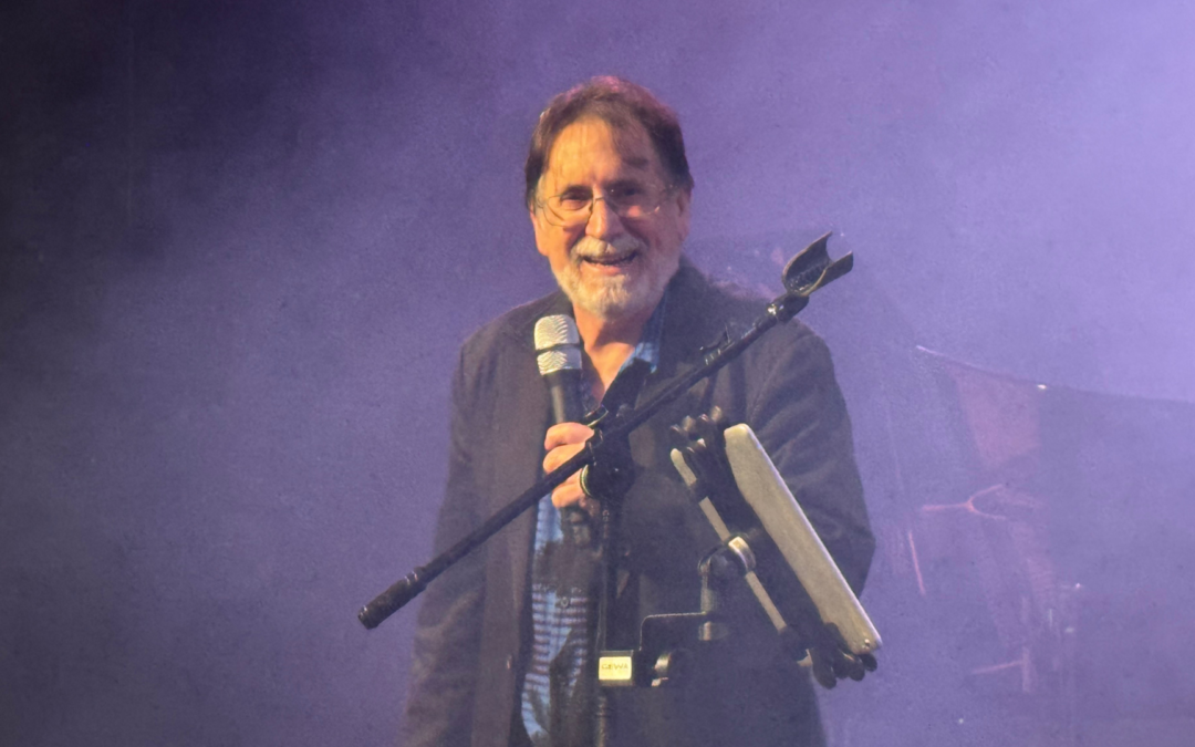 El maestro Sebastián Cuenca y Amunt llenan el Centro Social con su ‘Noche de recuerdos’