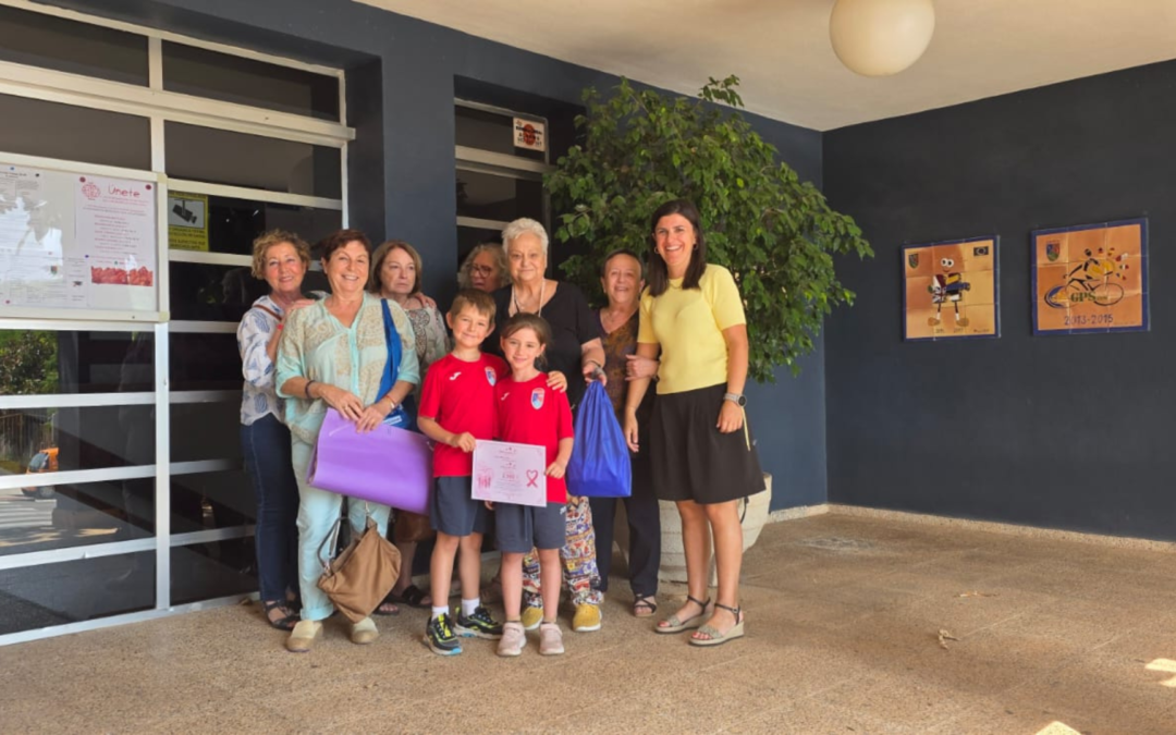 El Colegio Paidos recauda 2.900 euros para Amunt contra el Càncer