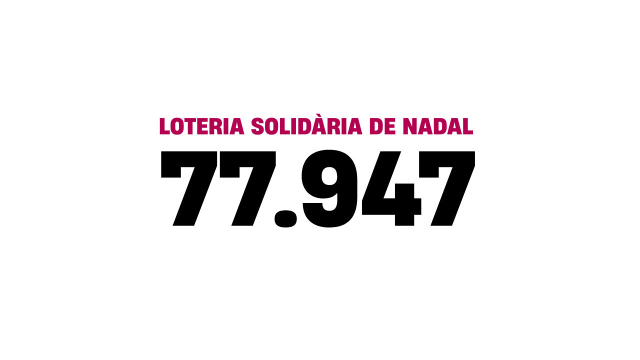 Imagen promocional de la campaña de loteria solidaria amunt 2026 sobre fondo blanco, que muestra en la parte superior el texto en color granate con la frase 'LOTERIA SOLIDÀRIA DE NADAL' y, justo debajo, el número de participación '77.947' impreso en un tamaño grande con tipografía negrita de color negro.